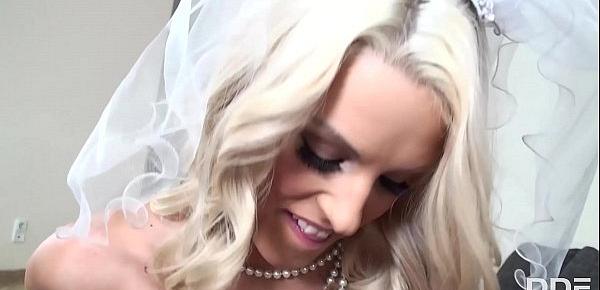  Beautiful Blonde Bride Blanche Bradburry Gives a Mind-blowing POV Blowjob